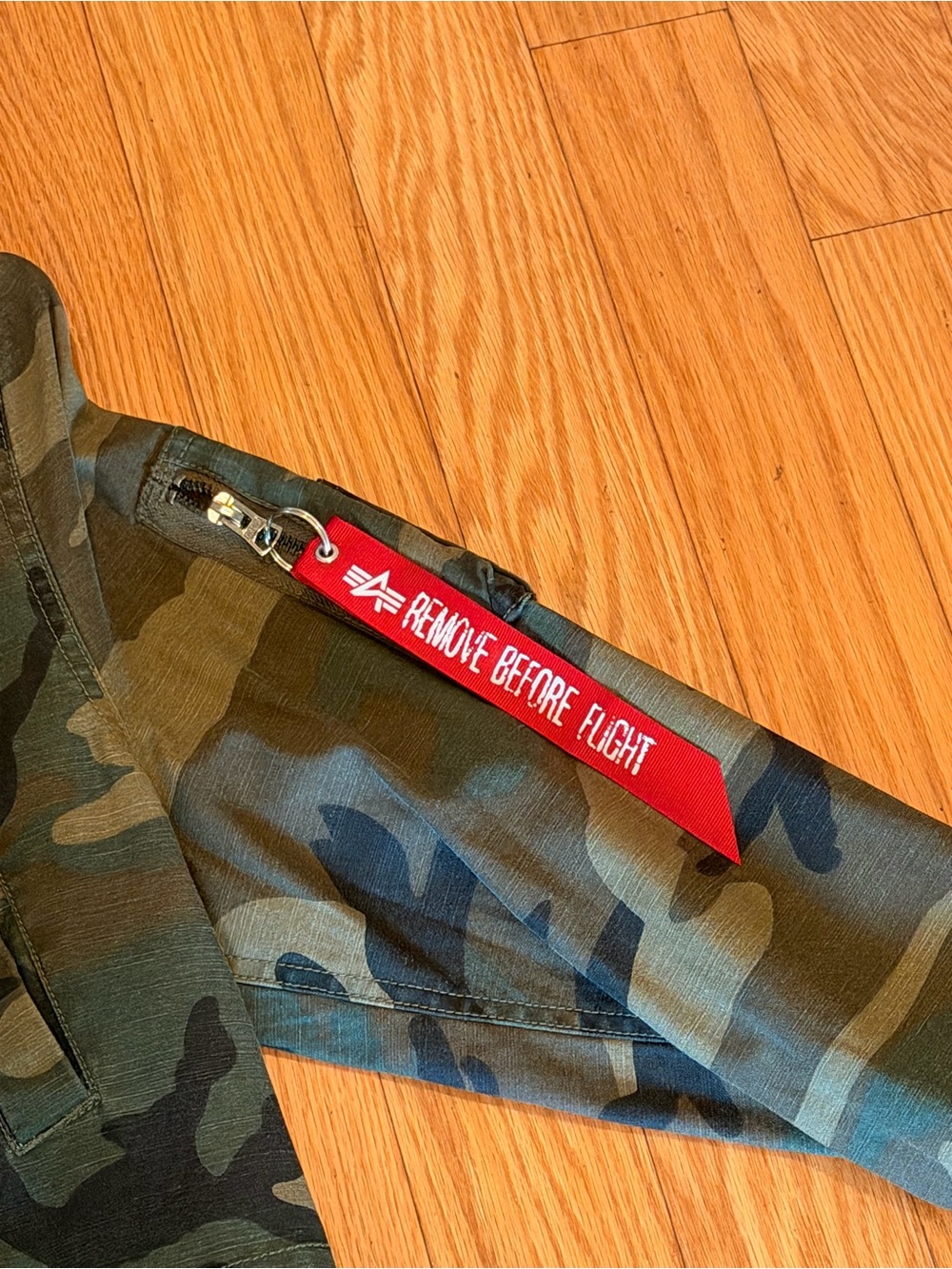 Alpha Industries Jacket with Black Label and Red Tag - Picture 2 of 6